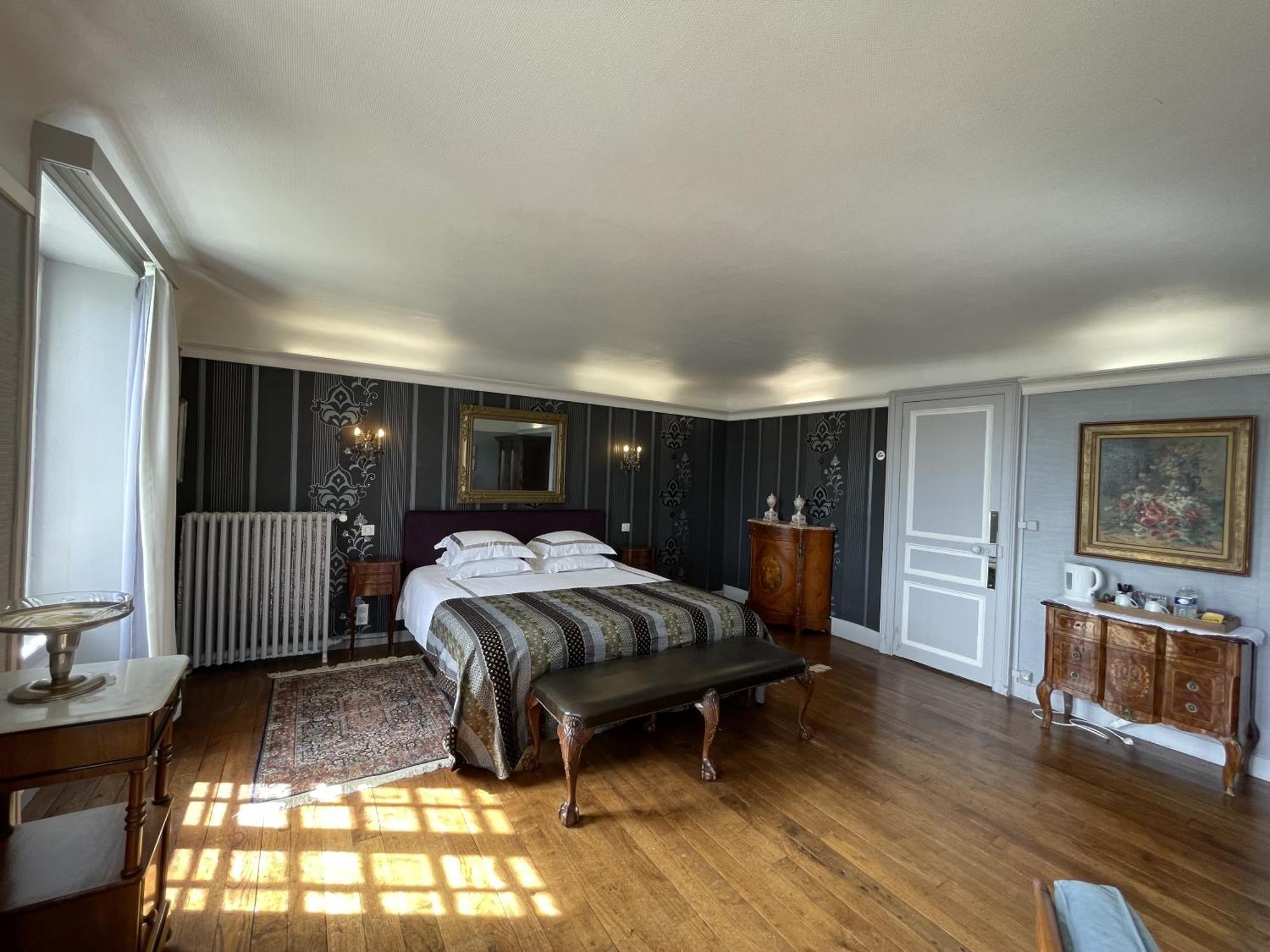 Plomb Chateau La Rametiere חדר תמונה
